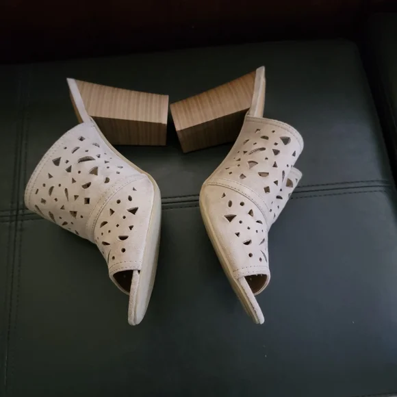 American eagle slide in heel sandal - Picture 4 of 5